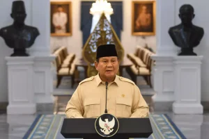 PRABOWO MINTA UU TNI DIUBAH