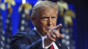 Bos Bank Sentral Sebut Trump Lebih Buruk dari Covid