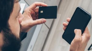 Modus Baru Bobol M-Banking Kuras Rekening Muncul di RI Jelang Lebaran
