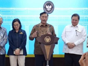 Luhut Kaget RI Surplus Telur Ayam dan Ikan Selama 20 Tahun
