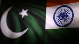 Foto: Bendera India dan Pakistan.