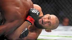 Khamzat Chimaev diprediksi bakal kalah dari Dricus du Plessis. (USA TODAY Sports/Joe Camporeale)