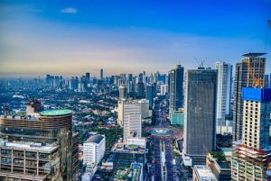Pengamat menyebut pertumbuhan ekonomi 4,87 persen dan kenaikan angka pengangguran di awal Pemerintahan Prabowo Subianto menjadi sinyal gawat darurat terhadap ekonomi Indonesia.