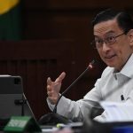 Terdakwa kasus dugaan korupsi impor gula Thomas Trikasih Lembong atau Tom Lembong menjawab pertanyaan Jaksa Penuntut Umum (JPU) saat sidang lanjutan di Pengadilan Tipikor, Jakarta, Selasa, 1 Juli 2025.